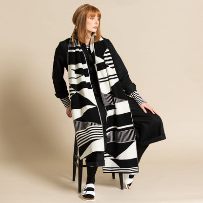 SEMAPHORE BLANKET SCARF BLACK WHITE - GREEN THOMAS