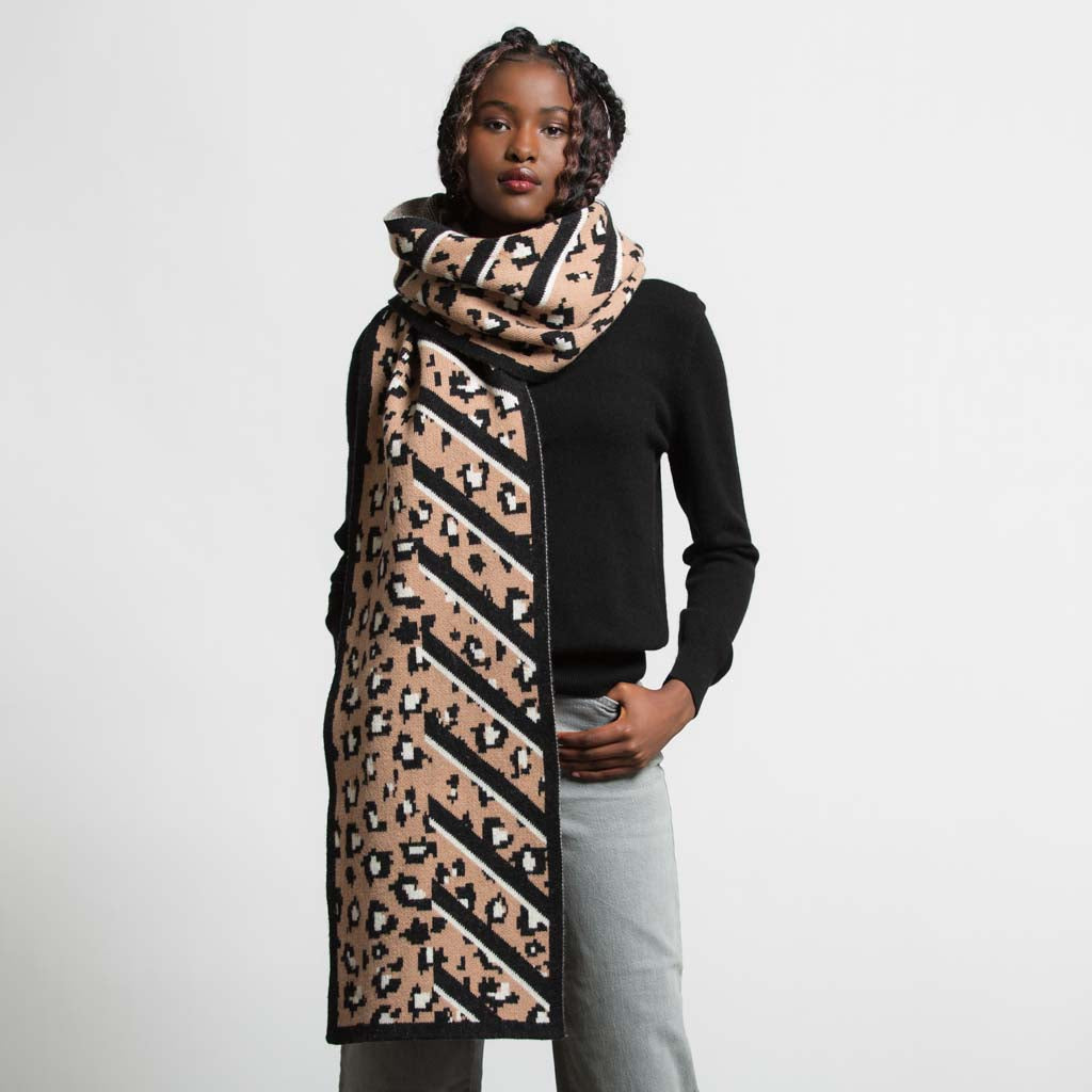 Black and deals tan blanket scarf